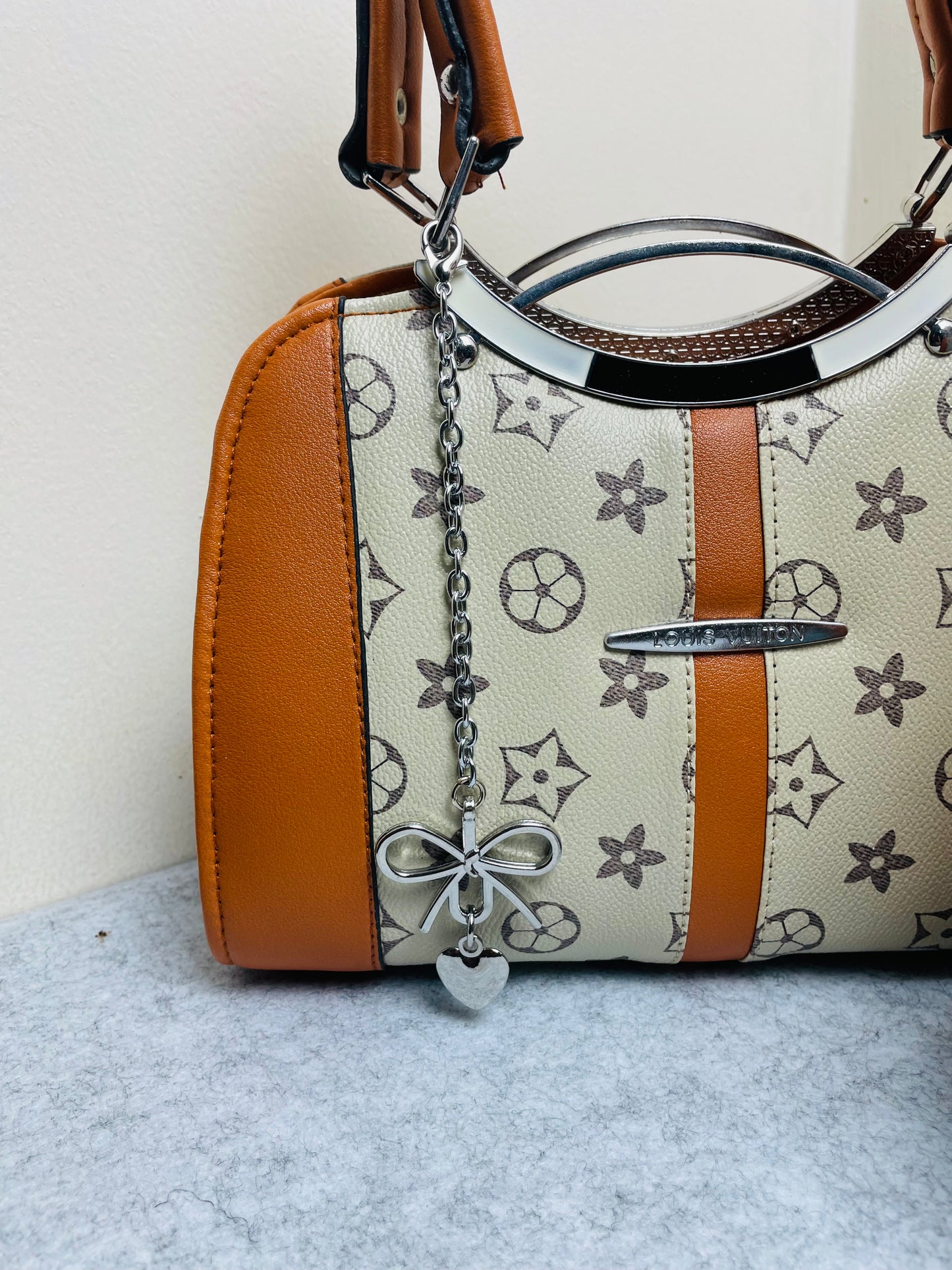 👜 Amber Grace Shoulder Bag- Brown editon